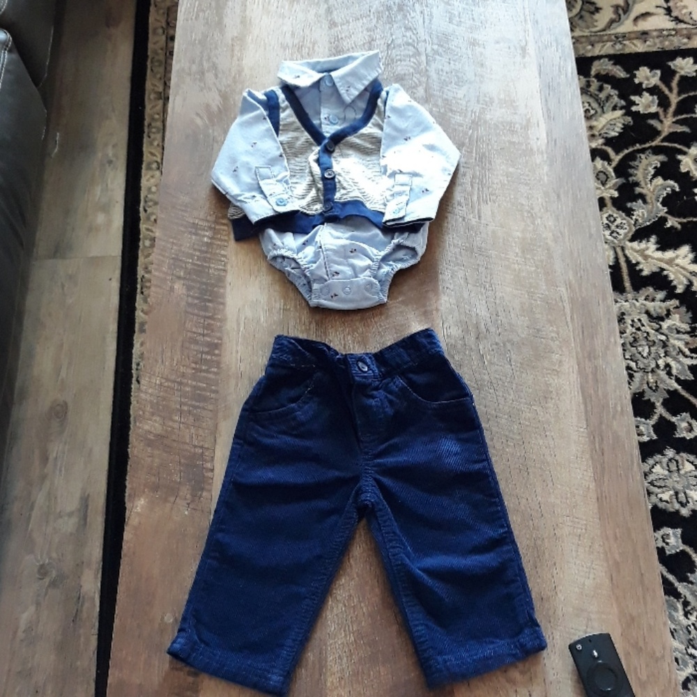 Corduroy pants with a onesie and vest